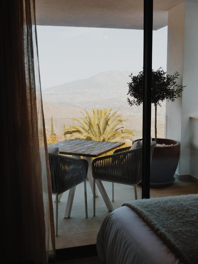 Surya Guest House Охен Екстер'єр фото